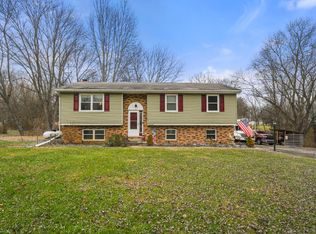 23542 Mapleridge Dr, Lawrenceburg, IN 47025