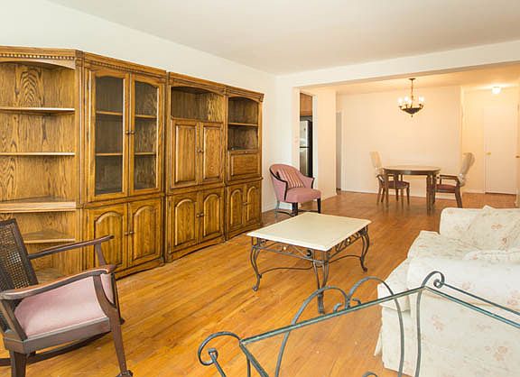 2nd image of 2736 Independence Ave APT 3K