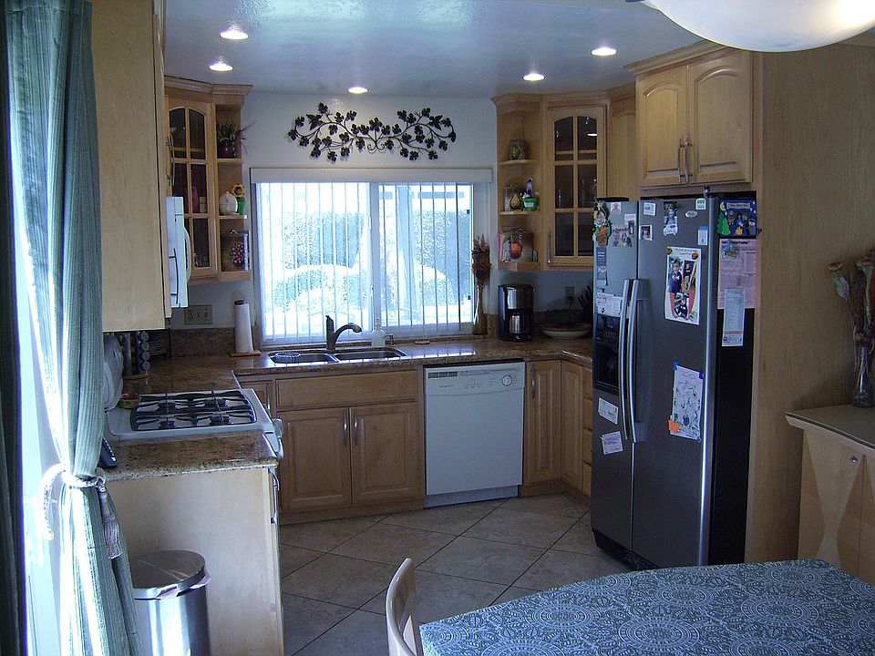 2nd image of 3471 Camero Ave