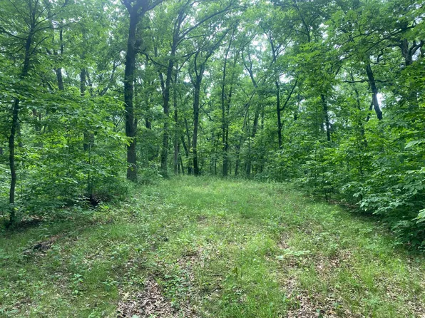 2-46 Wild Turkey Ln #2-46, Moravia, IA 52571