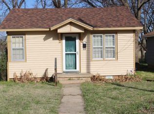 424 S Louis Tittle Ave, Mangum, OK 73554