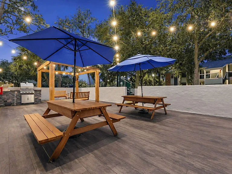 Epic Apartments — Photo 6