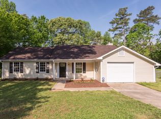 5221 Round Hill Ln, Raleigh, NC 27616