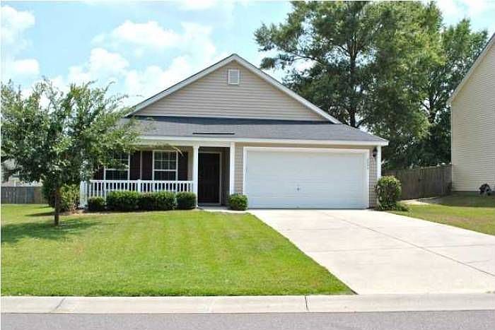 great curb appeal!