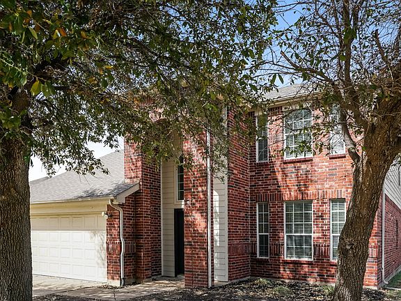 4th image of 4853 Carrotwood Dr