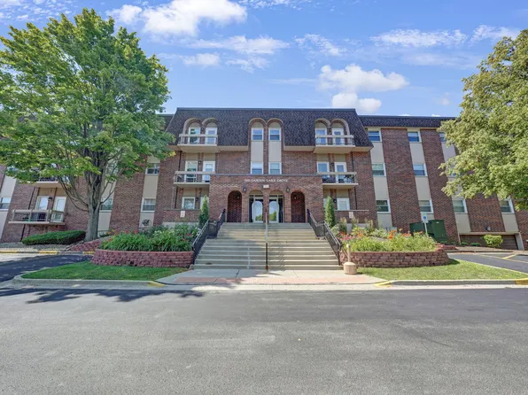 1501 Darien Lake Dr APT 102, Darien, IL 60561