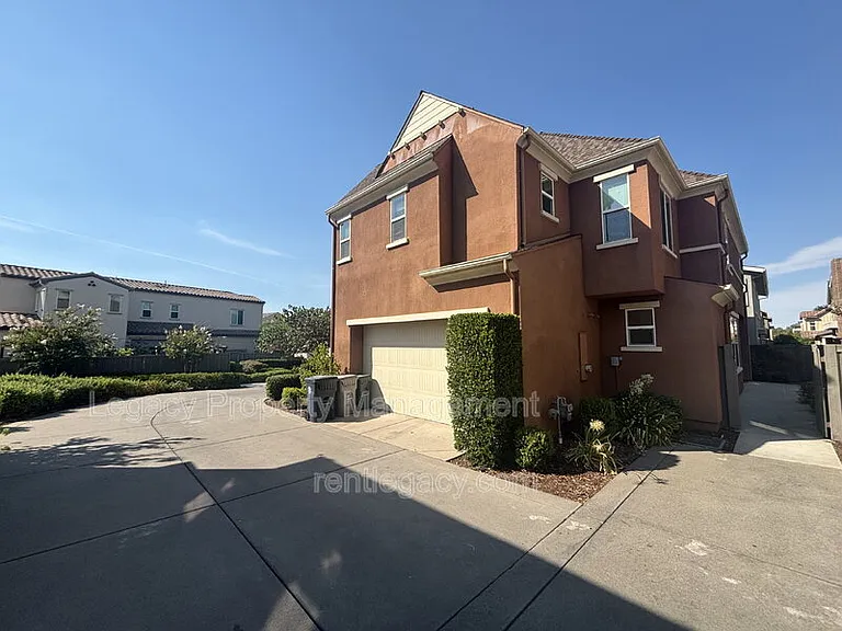 3568 Troy Dalton St — Photo 3