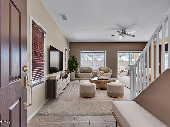 4th image of 43931 W CYPRESS Lane
