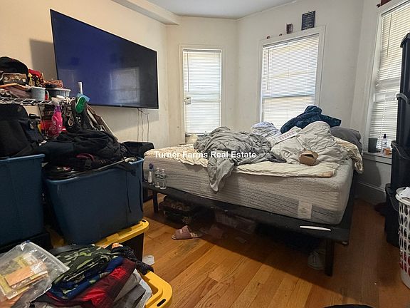 3rd image of 16 Bird St #1R