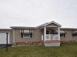 902 Windsor Ct, Carnegie, PA 15106
