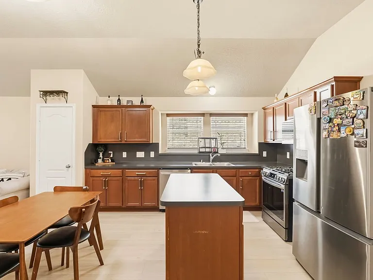 8022 Atwood Hills Ln — Photo 9