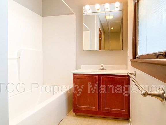 3rd image of 1125 Paul St #A