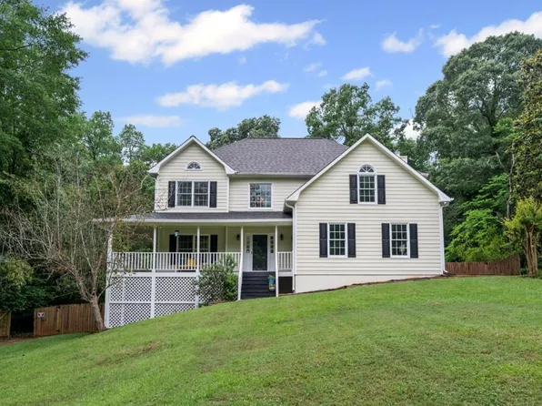 125 Winter Valley Ct, Fayetteville, GA 30215