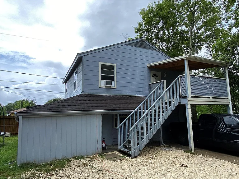 7110 McHenry St #B — Photo 9