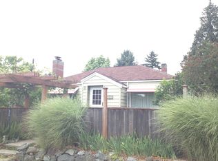 1900 NE 105th St, Seattle, WA 98125
