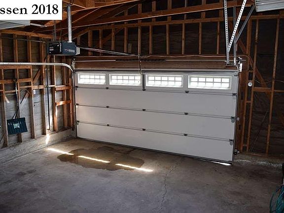 4th image of 820 Paiute Ln
