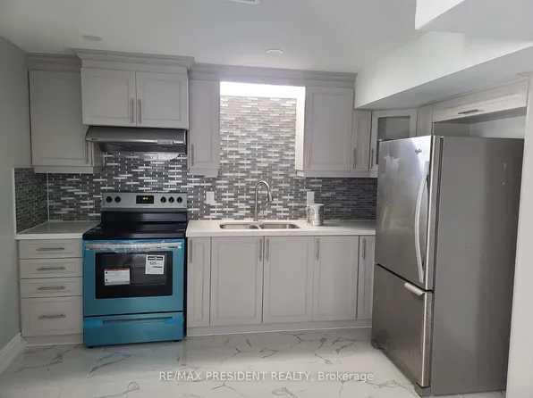 92 Humberstone Cres, Brampton, ON L7A 4C1