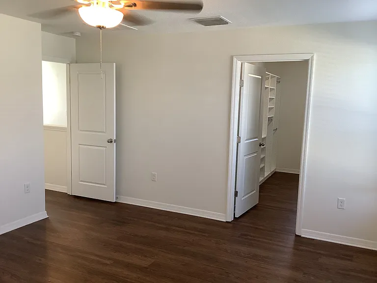 807 Wiltonway Dr — Photo 7