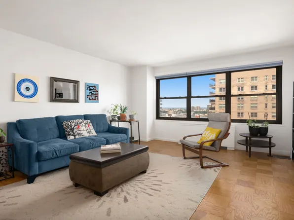 160 West End Avenue image 1 of 6