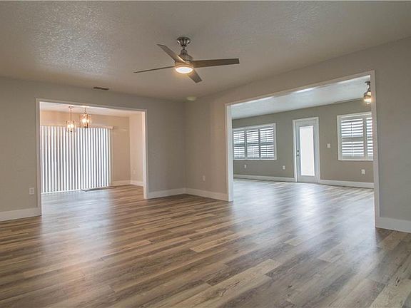5th image of 451 Cameo Dr