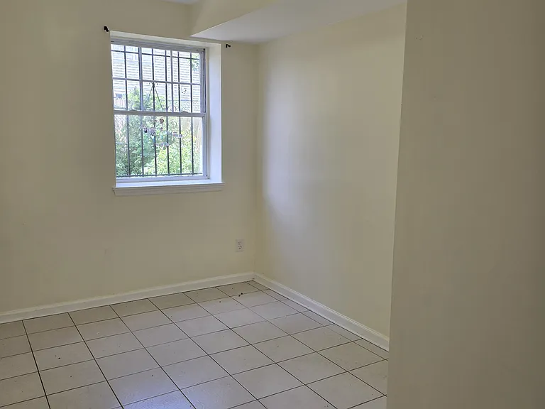 631 Hunterdon St #1 — Photo 13
