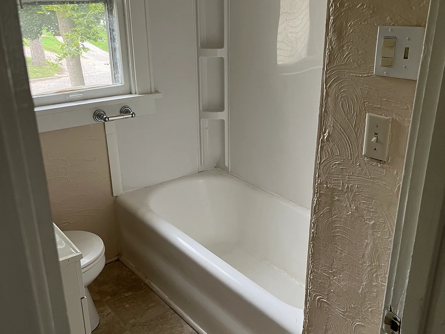 2 bed, 980 sqft, $980 — Photo 4
