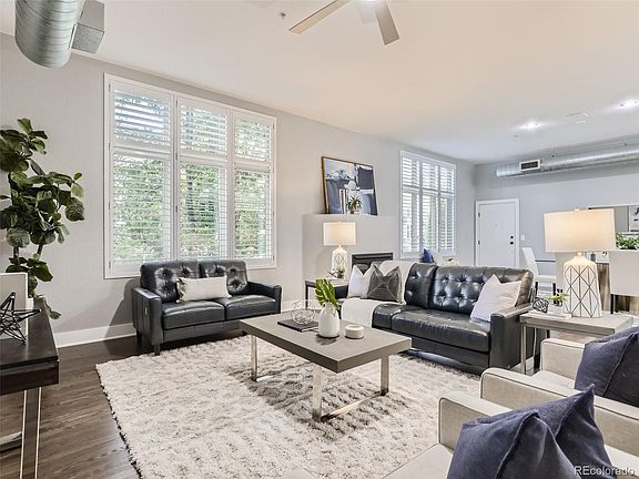 4th image of 190 Roslyn Street #1305