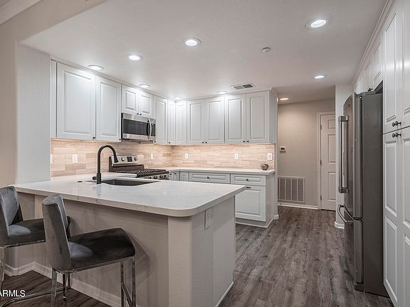 4th image of 33550 N DOVE LAKES Drive #1034