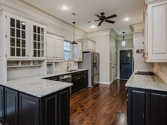 4th image of 1509 Ashley Wood Cir