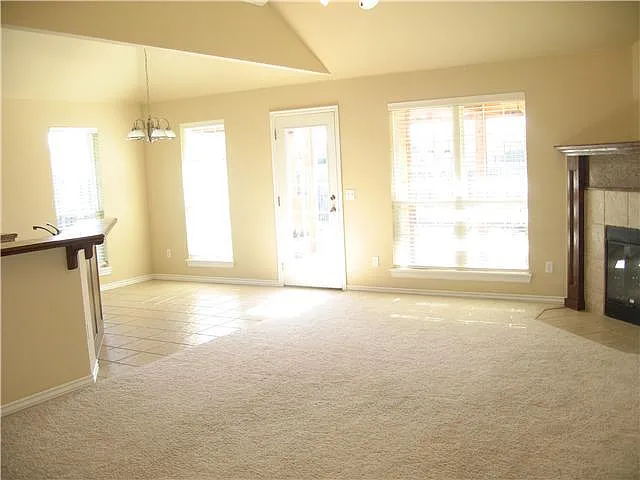 16001 Korie Dr — Photo 5