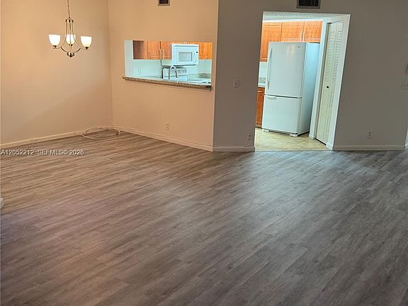 4th image of 1000 SW 125th Ave APT N402