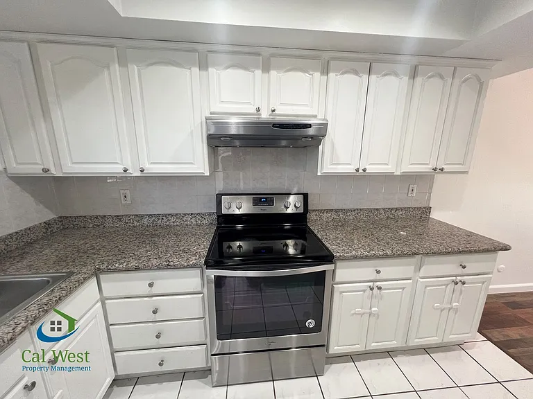3308 Landess Ave #B — Photo 10