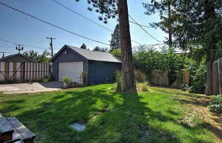 720 S Lincoln Pl #C — Photo 8