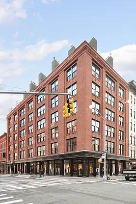 Rented by Compass | media 22