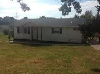 2nd image of 1401 Bryan Dr
