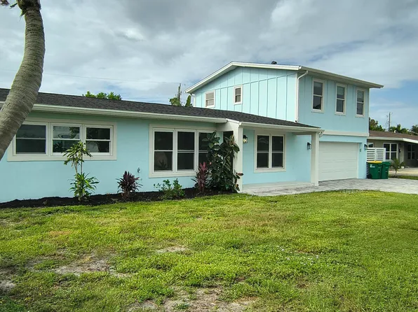 216 NE 3rd St, Satellite Beach, FL 32937