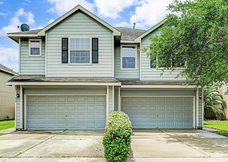 1st image of 425 Folk Crest Ln