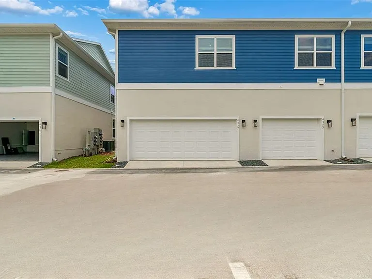 4357 Roush — Photo 33