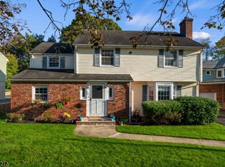 121 Lyons Pl, Springfield, NJ 07081