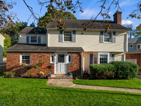 121 Lyons Pl, Springfield Twp., NJ 07081