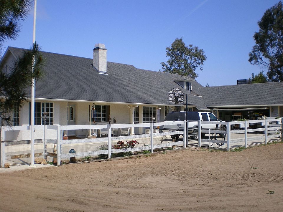 Main house w/M-I-L quarters/Office