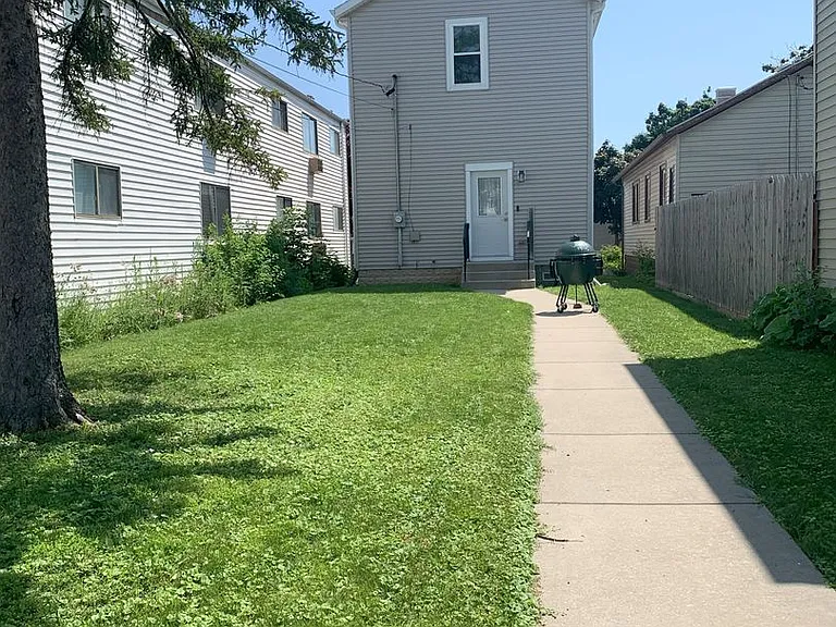 2507 S Logan Ave — Photo 18