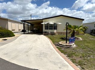 10 Moss Ct, Palmetto, FL 34221