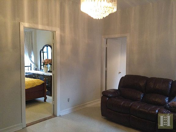 3rd image of 522 W 152nd St APT D1