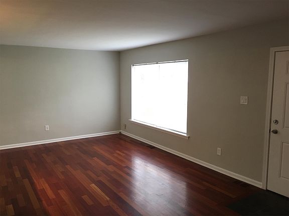 5th image of 2903 W Berwyn Ave