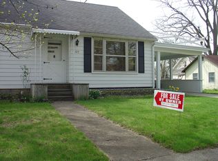 105 N Emmons St, Saint Johns, MI