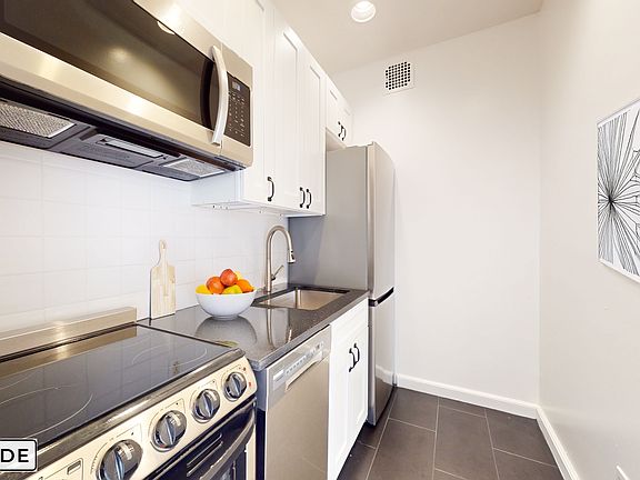 4th image of 315 E 84th St APT 34