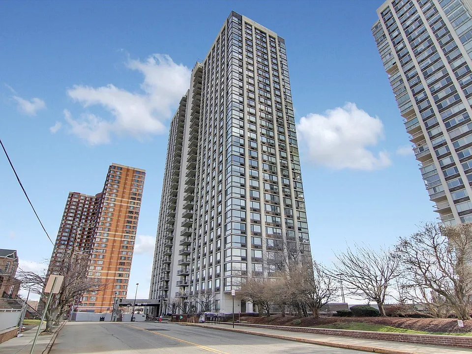 200 Old Palisade Rd #Penthouse 4/5