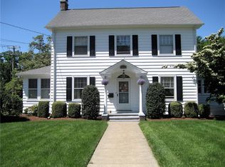 208 Seaside Ave, Milford, CT 06460