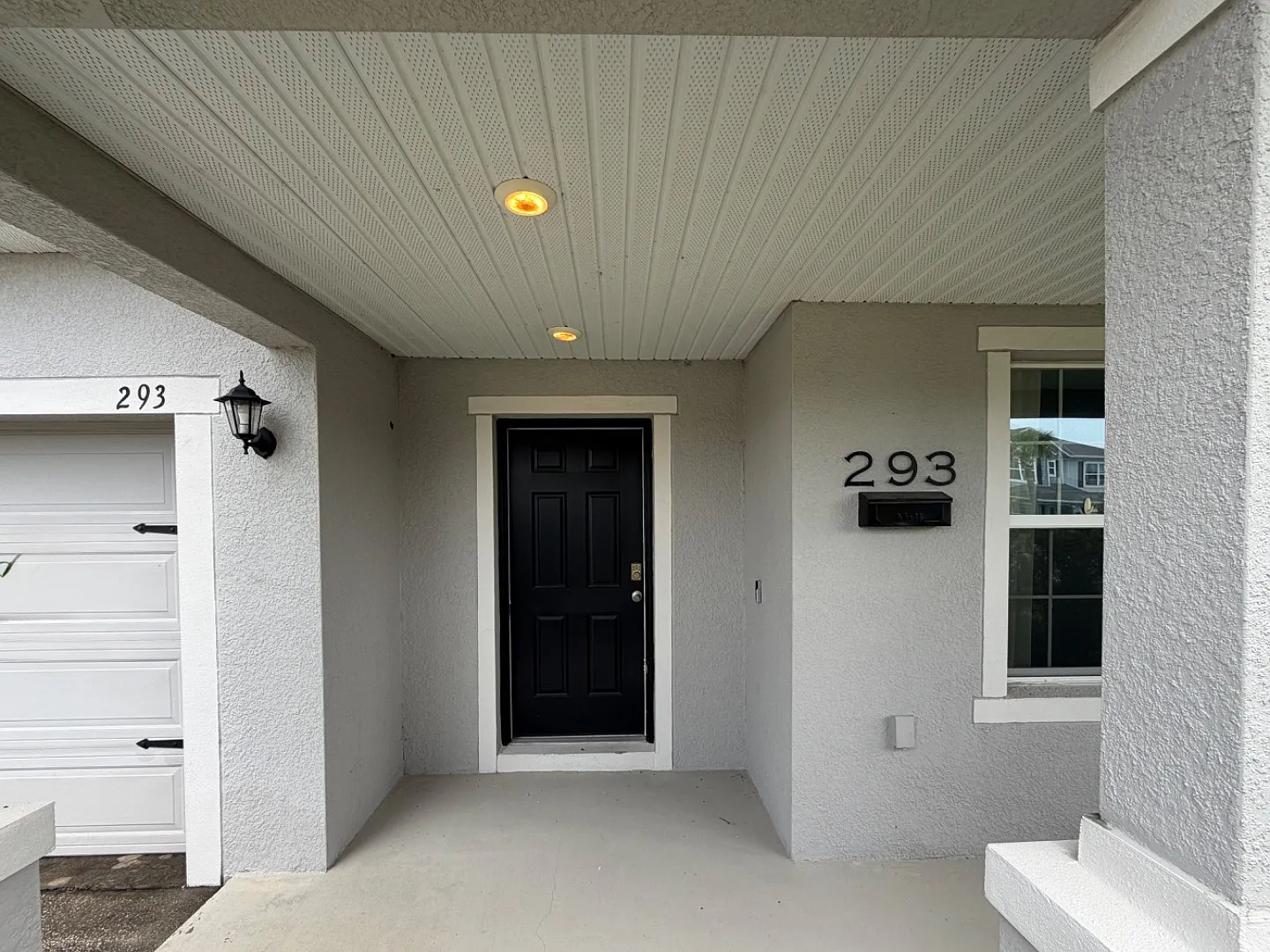 293 Jackson Loop — Photo 2